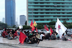New Minimum Wage Jakarta Set at IDR 2.4 Million ($213) per Month in 2014