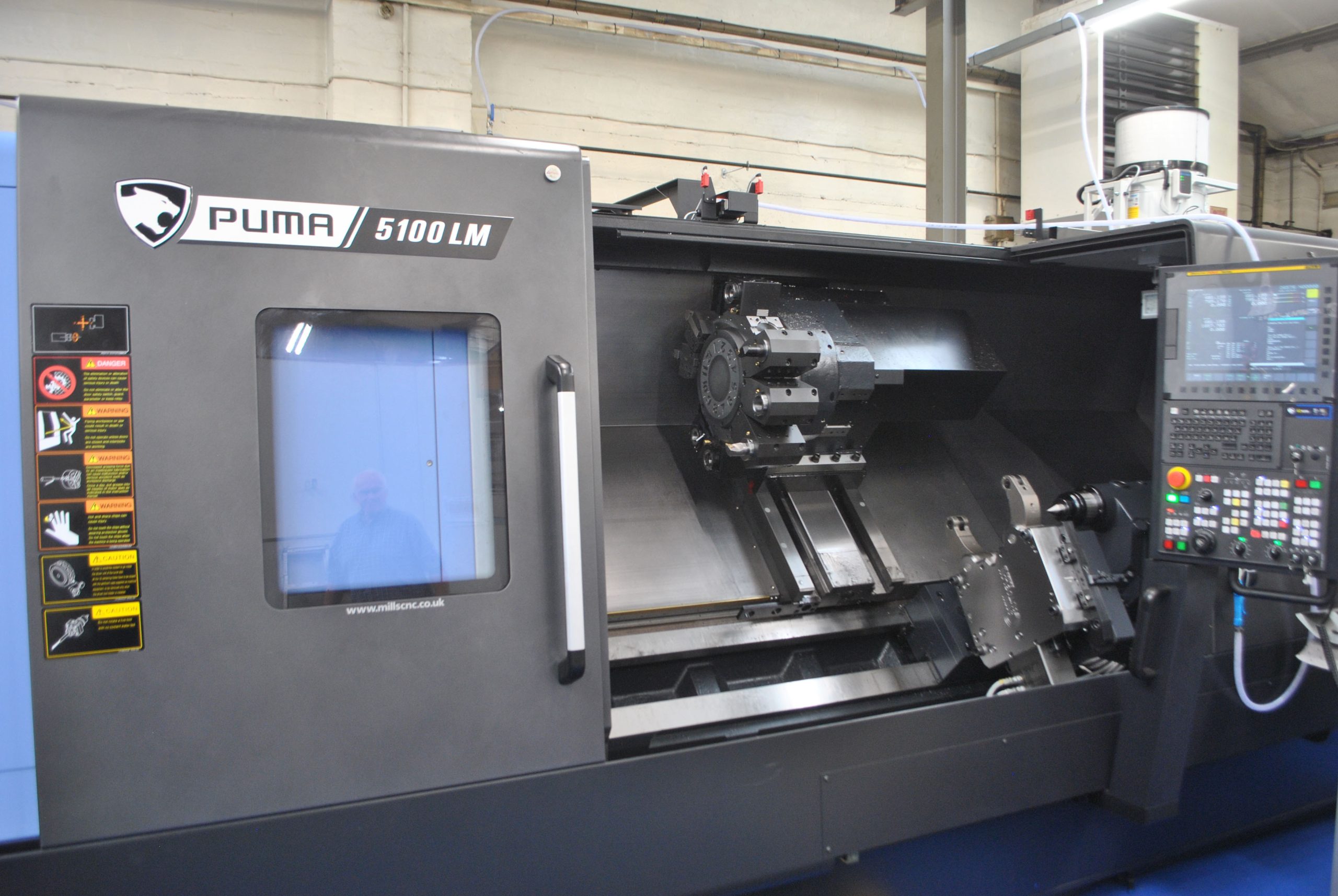 Puma 5100LMB long bed, box guideway lathe at Burcas