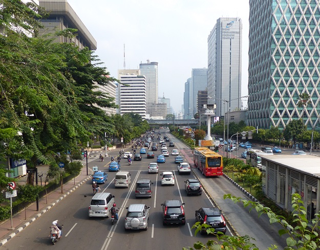 Growth of Indonesian Car Sales Falls amid Slowing Economic Expansion
