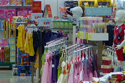 Indonesia's Retail Sales Accelerate in November; Positive Outlook for 2014